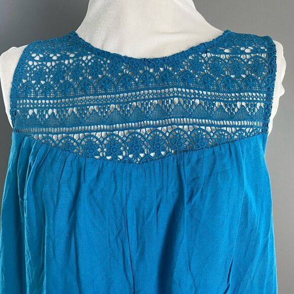 Old Navy Top - Picture 2 of 5